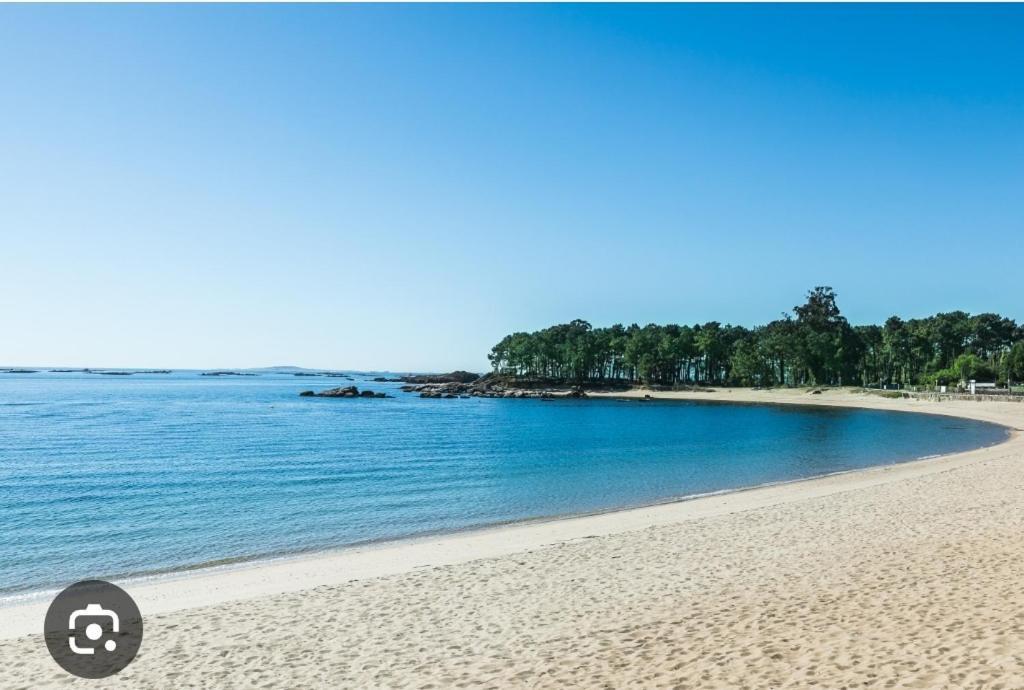 Apartamento En Zona Costera, Muy Cerquita De La Playa Apartment Pobra Do Caraminal Luaran gambar