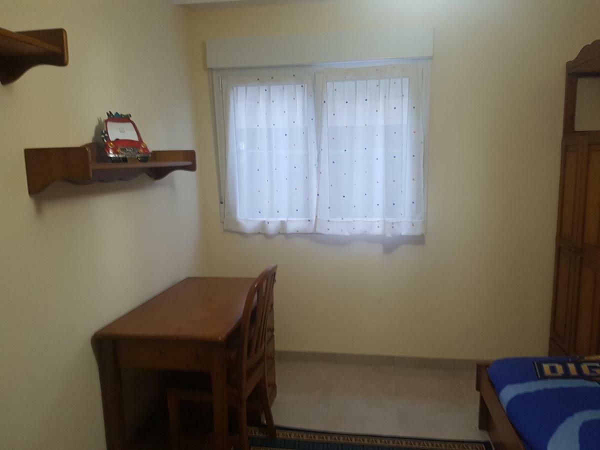 Apartamento En Zona Costera, Muy Cerquita De La Playa Apartment Pobra Do Caraminal Luaran gambar